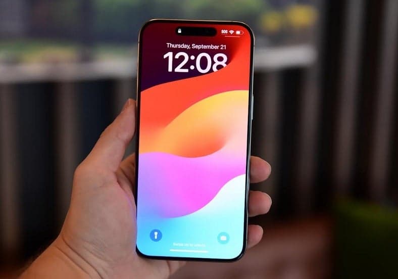Το iPhone 15 Pro Max 1 TB επωφελήθηκε τον Μάιο από έκπτωση 2.300 γιουάν, 318 $ στην Κίνα|Image credit-PhoneArena - Οι περικοπές τιμών βοηθούν τις αποστολές iPhone να συνεχίσουν να αυξάνονται στη μεγαλύτερη αγορά smartphone στον κόσμο