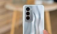Oppo Reno 12 για έλεγχο