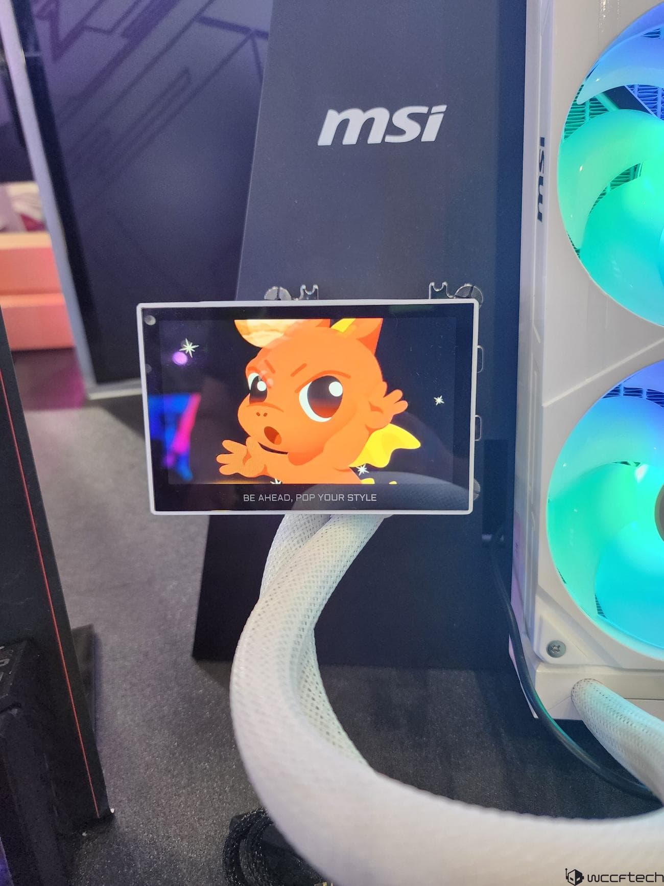Το PSU MEG Ai1600T PCIE5 της MSI είναι η μονάδα με την υψηλότερη βαθμολογία, RGB-LIT, με παροχή ισχύος 1600W και διπλές υποδοχές 12V-2x6 3