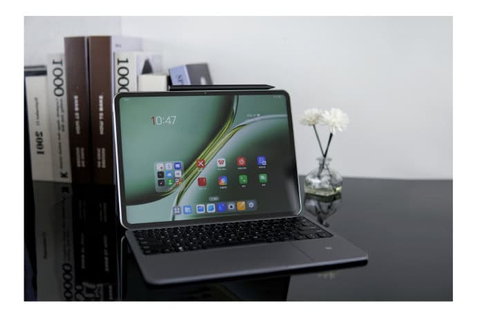 Εικόνες OnePlus Pad Pro από το Digital Chat Station