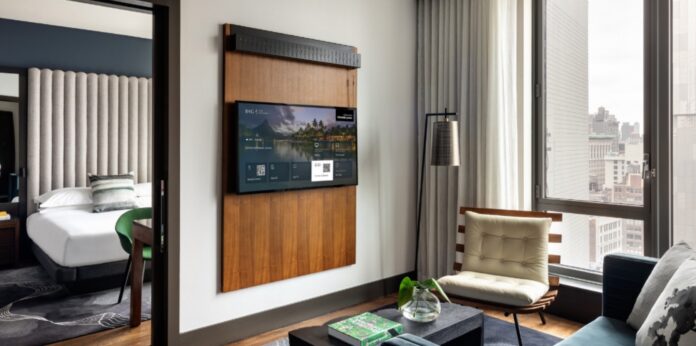 Η LG θέλει να χρησιμοποιήσει το Google Cast για να μας σώσει από τις τηλεοράσεις ξενοδοχείων
