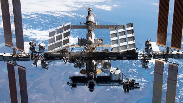 NASA: Η SpaceX εξασφάλισε συμβόλαιο για τον παροπλισμό του Διεθνούς Διαστημικού Σταθμού