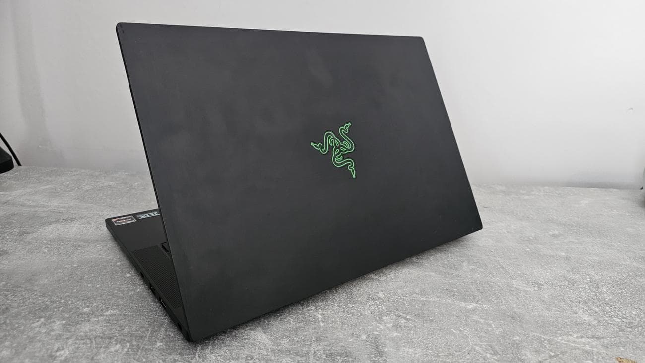 Dbrand δέρμα