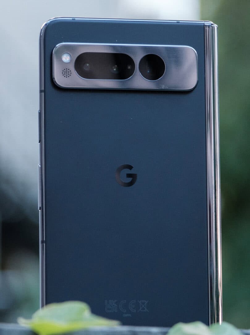 google pixel fold όρθια