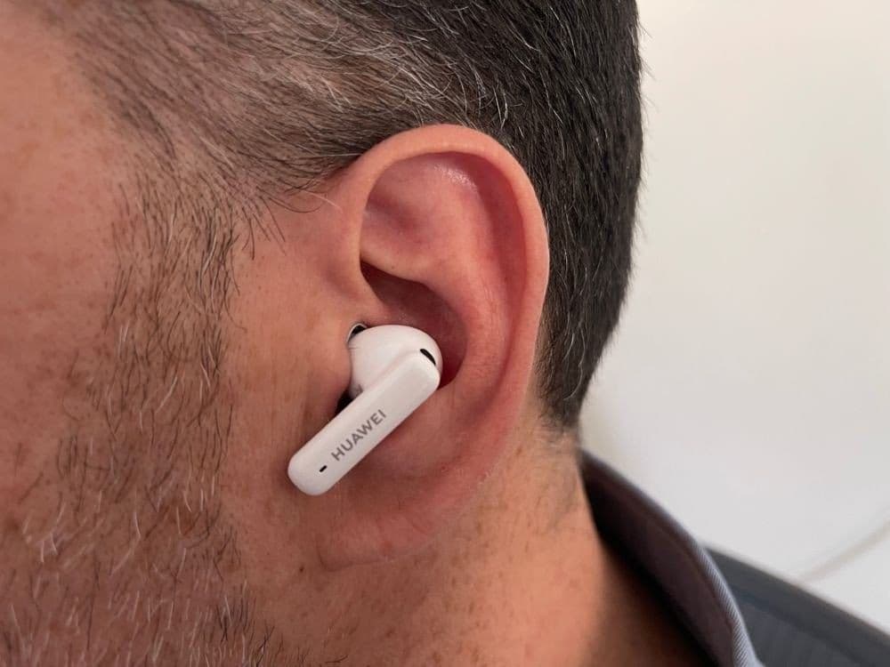 huawei-freebuds-6i-techgear-review.jpg