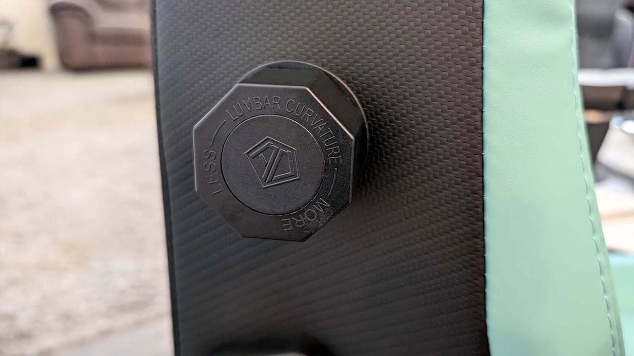 AndaSeat Kaiser 4 side knob.