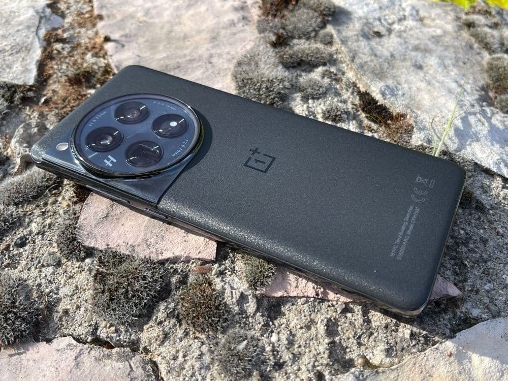 oneplus-12-techgear-review-1.jpg