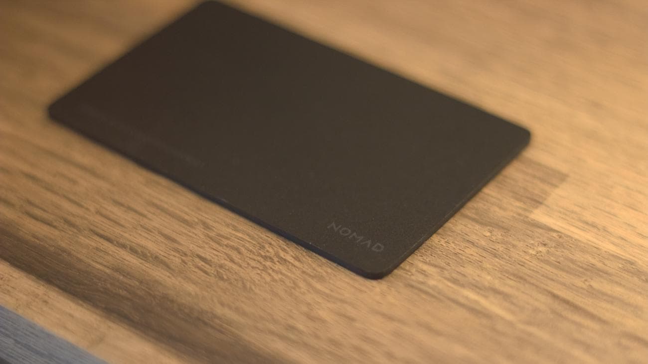 Κριτική Nomad Tracking Card