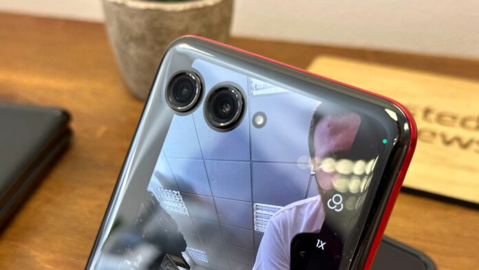 Η διαρροή προδιαγραφών Motorola Razr 50 Ultra θα σας κάνει να ξεφύγετε
