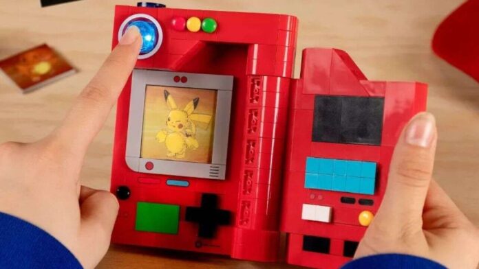 Φτιάξτε το δικό σας Pokedex με αυτό το προσιτό σετ Pokemon Mega Bloks
