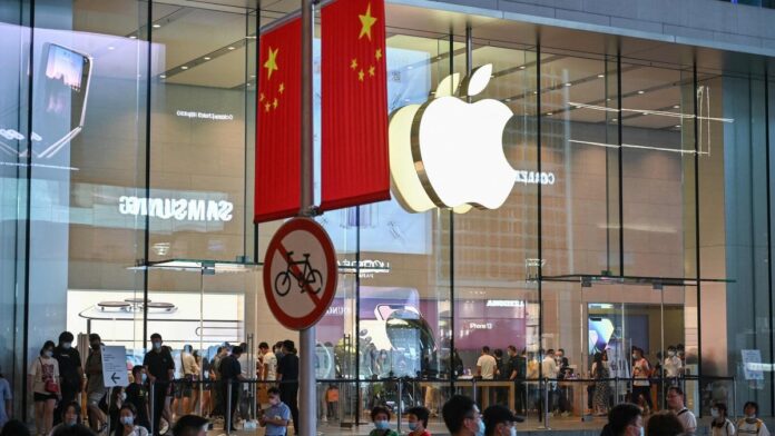 Οι μειώσεις τιμών βοηθούν τις αποστολές iPhone να συνεχίσουν να αυξάνονται στη μεγαλύτερη αγορά smartphone στον κόσμο
