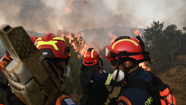 Κλιματική κρίση: Πλημμύρες, καύσωνες και πυρκαγιές - Γιατί τα ακραία καιρικά φαινόμενα πλήττουν την Ελλάδα