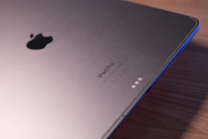 Η Apple υπαινίσσεται ότι θα μπορούσε να αλλάξει αυτό το κλασικό χαρακτηριστικό σχεδιασμού του iPad
