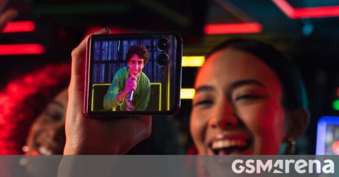 Τα Razr 50 Ultra και Razr 50 της Motorola φτάνουν παγκοσμίως, αποκαλύφθηκε η ετικέτα Moto
