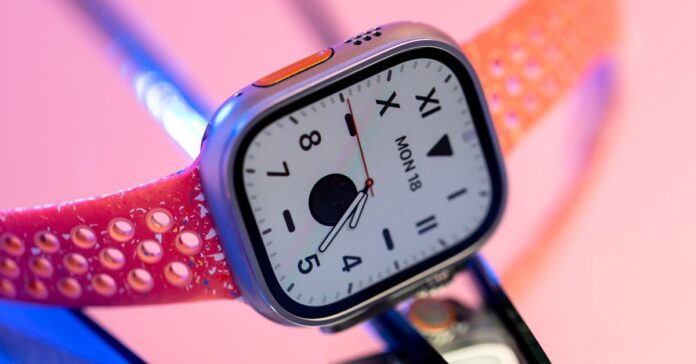 Apple Watch Series 9 with Siri pulled up