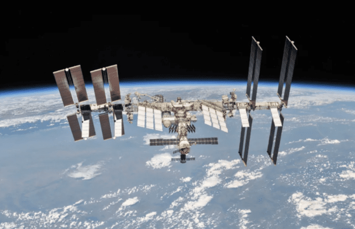 Η NASA δίνει στο SpaceX το προνόμιο να συντρίψει το ISS στη θάλασσα
