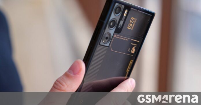 Το nubia Red Magic 9S Pro+ σπάει ρεκόρ στο AnTuTu
