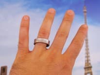 Το Galaxy Ring μοιάζει και έχει αίσθηση σαν ένα κανονικό δαχτυλίδι