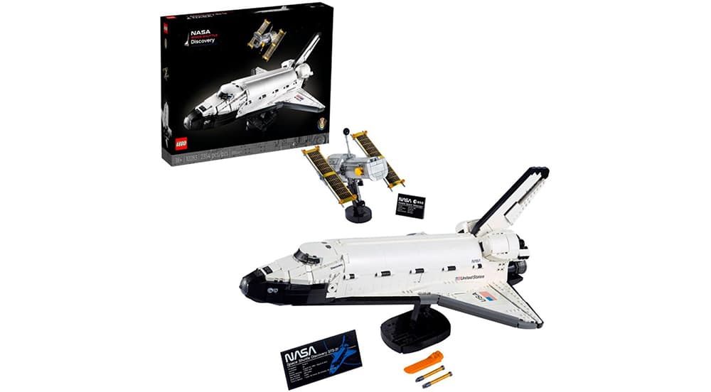 Lego NASA Space Shuttle Discovery