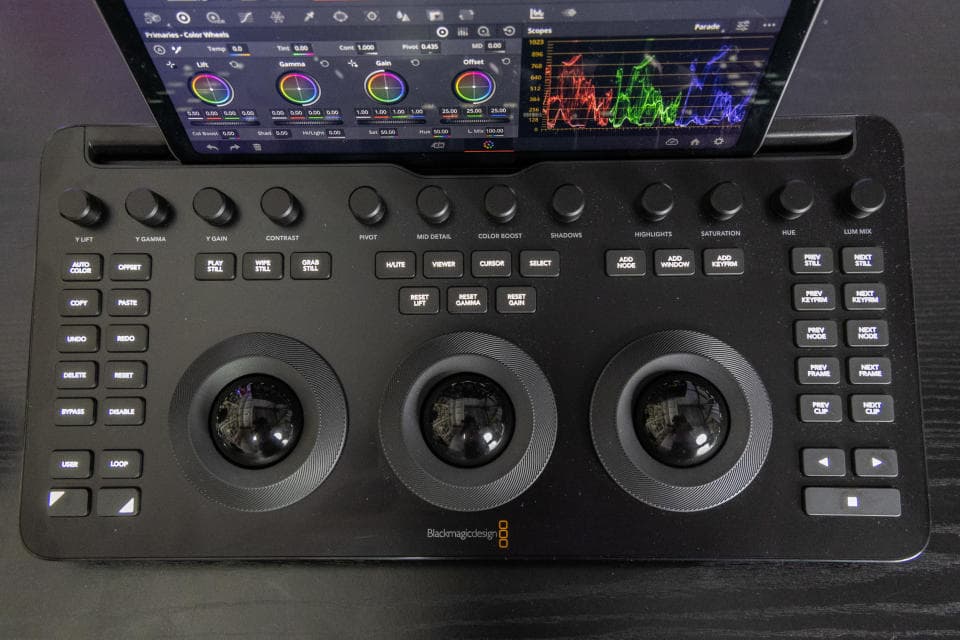 Το DaVinci Resolve για iPad και το Micro Color Panel είναι δροσερά ξεχωριστά