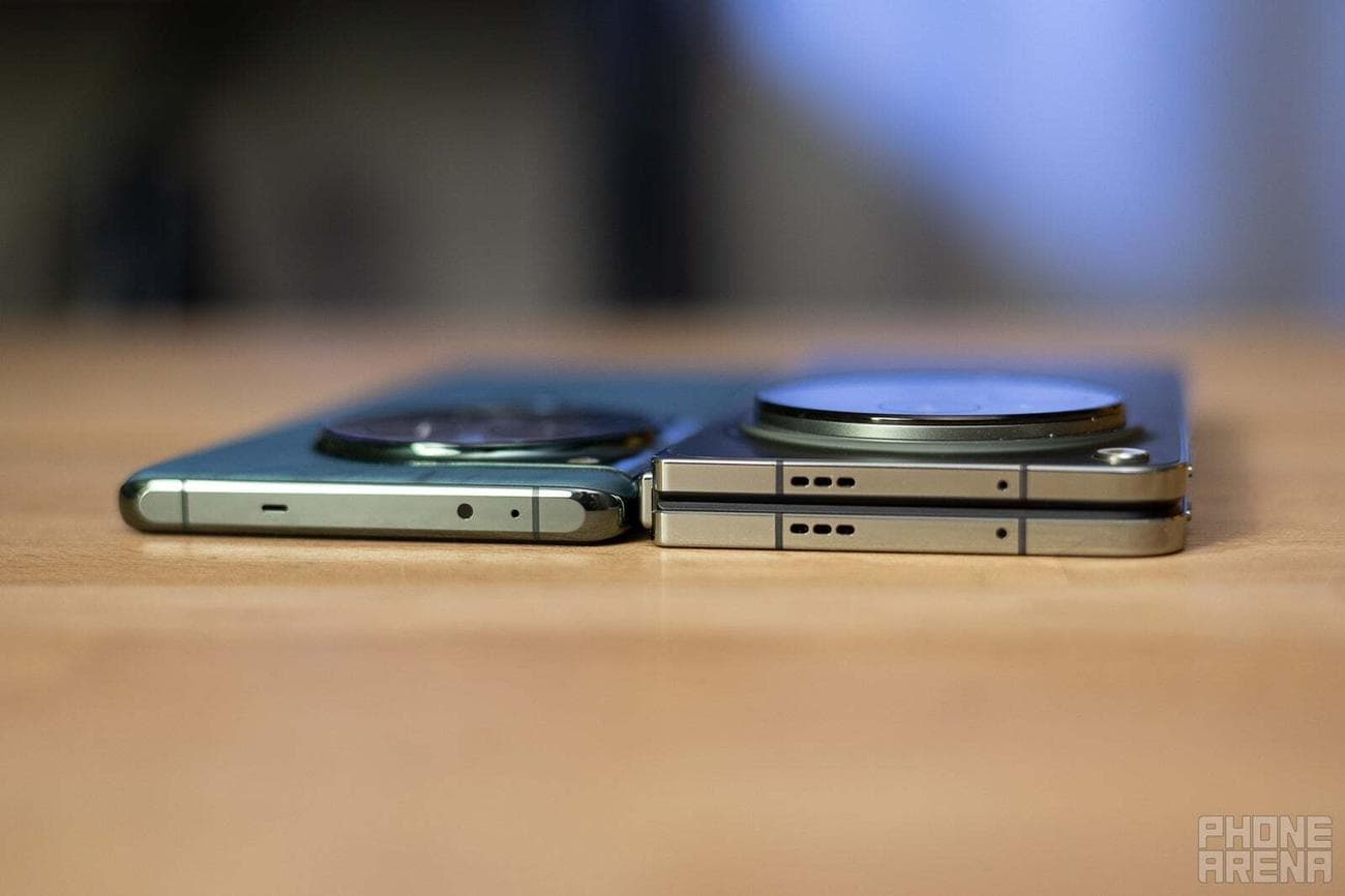 OnePlus 12 vs Open – το αναδιπλούμενο έχει πολύ παχύτερο προφίλ |  Πίστωση εικόνας – PhoneArena - Το εκπληκτικό αναδιπλούμενο OnePlus Open τελικά με απομάκρυνε από το iPhone μου και το λατρεύω