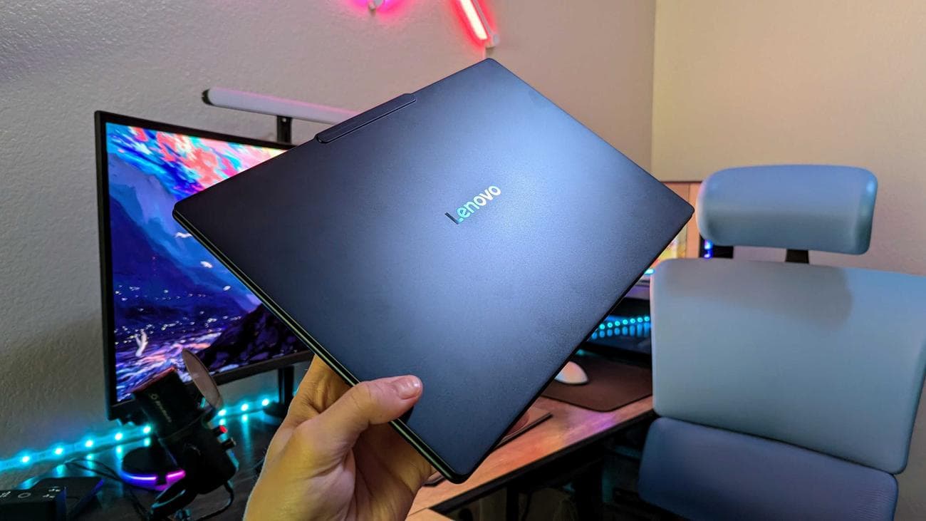 Image of the Lenovo Yoga Slim 7x (Gen 9) laptop.