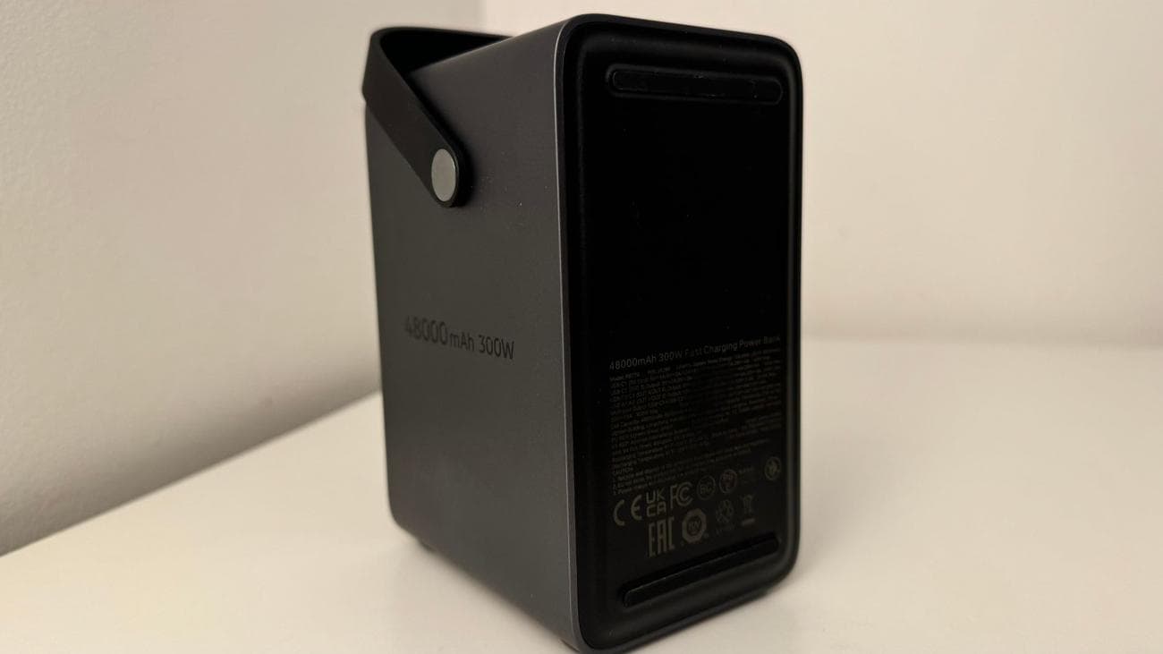 Φορητός φορτιστής Ugreen 48.000 mAh