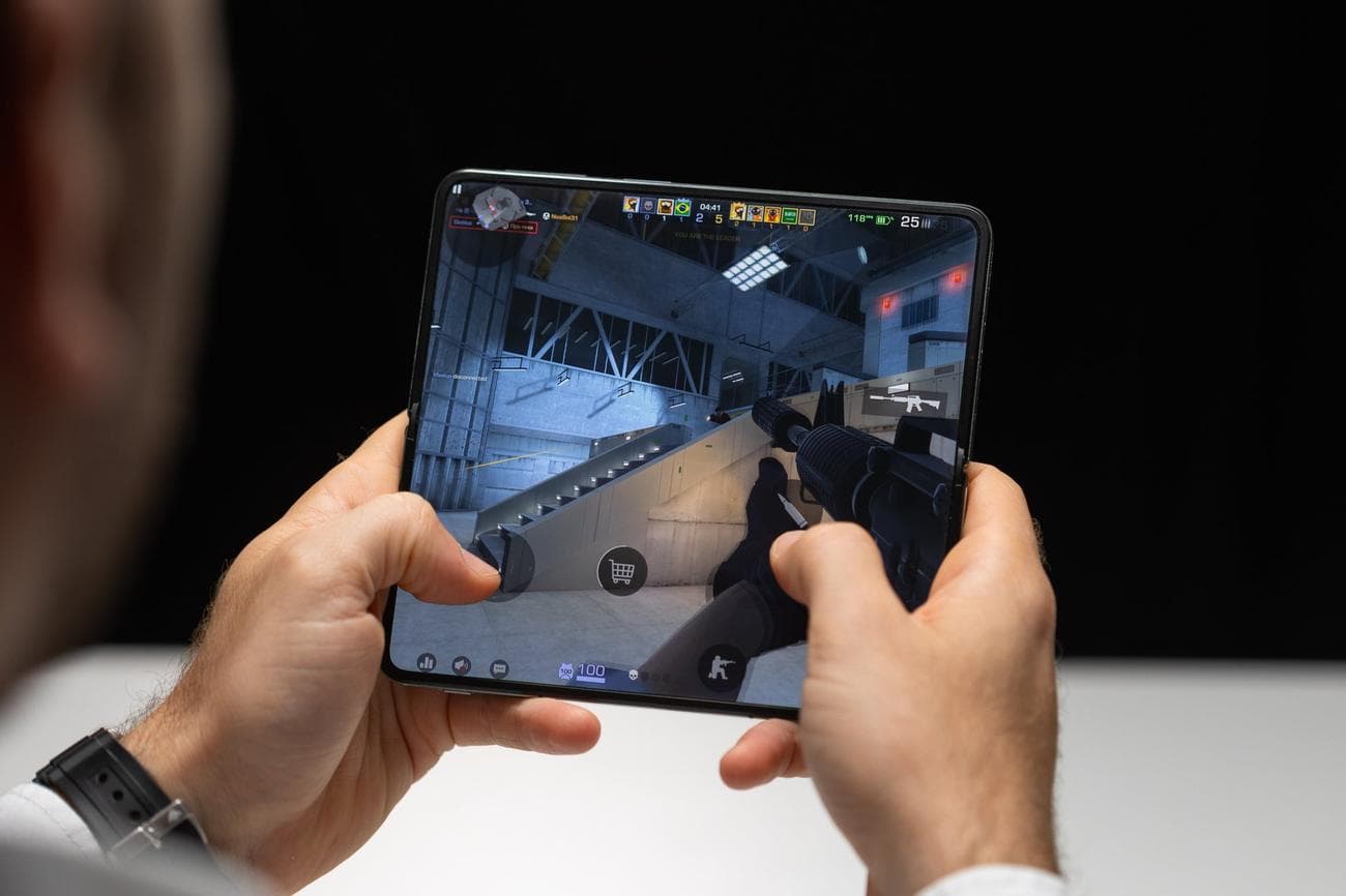 Το gaming στο OnePlus Open Η τεράστια κύρια οθόνη 7,8 ιντσών του OnePlus Open βρίσκεται σε εντελώς άλλο επίπεδο |  Πίστωση εικόνας – PhoneArena - Το εκπληκτικό αναδιπλούμενο OnePlus Open τελικά με απομάκρυνε από το iPhone μου και το λατρεύω