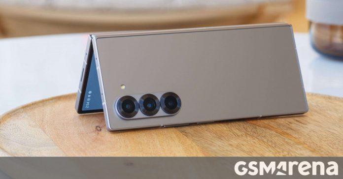 Samsung Galaxy Z Fold6 για έλεγχο
