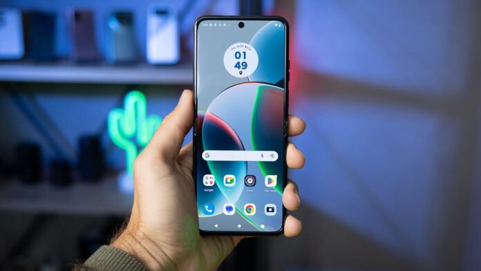 Το κομψό Motorola Razr 2023 γίνεται φθηνότερο από φθηνό μετά από μια τρομερή έκπτωση 250 $ στο Amazon
