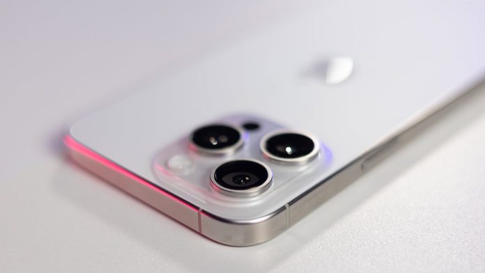Κορυφαίος αναλυτής της Apple προβλέπει σημαντικές αναβαθμίσεις κάμερας iPhone 16 Pro, 17 Pro Max, 18 Pro και iPhone 19
