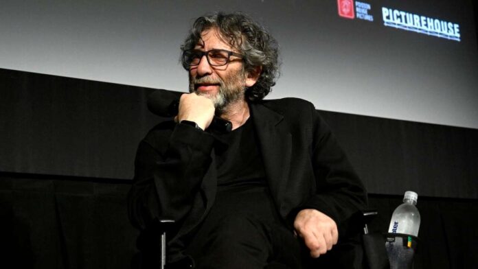 Ο Neil Gaiman αντιμετωπίζει καταγγελίες για σεξουαλική επίθεση

