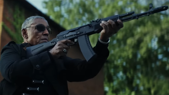 Οι fans μάλλον βρήκαν τον ρόλο του Giancarlo Esposito στο νέο 